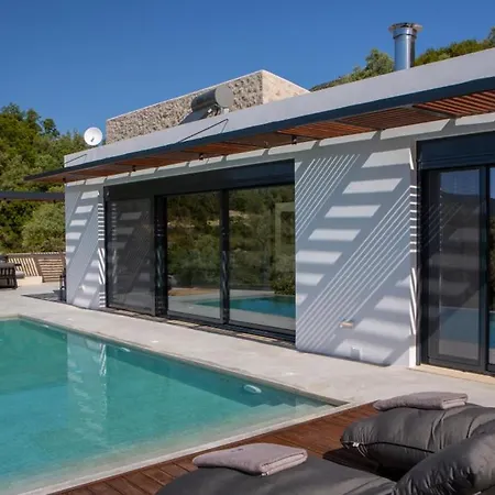 Brand New High-End Faos Villas Two Villa Fternon